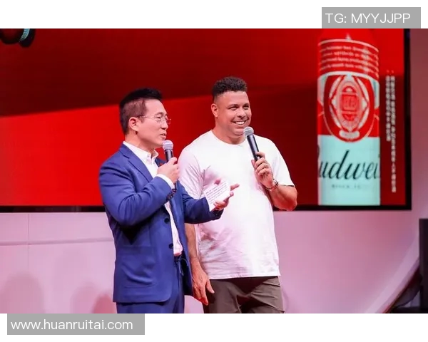 马尔蒂斯足球明星的崛起与传奇旅程揭秘