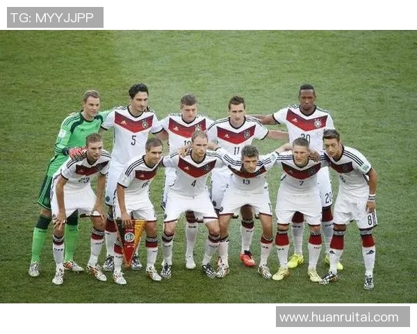 2014年世界杯足球盛宴中的璀璨明星与传奇瞬间回顾 2014年世界杯足球盛宴中的璀璨明星与传奇瞬间回顾