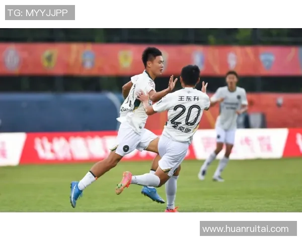 成都乒乓球队在世界锦标赛积分榜上以82分稳居第一名引发关注 成都乒乓球队在世界锦标赛积分榜上以82分稳居第一名引发关注